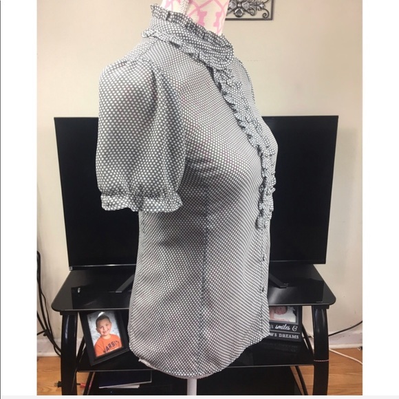 Fossil ruffled button down blouse - Picture 2 of 4